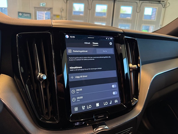 Volvo XC60 15 of 29