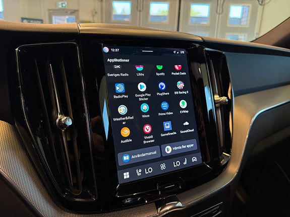 Volvo XC60 17 of 29
