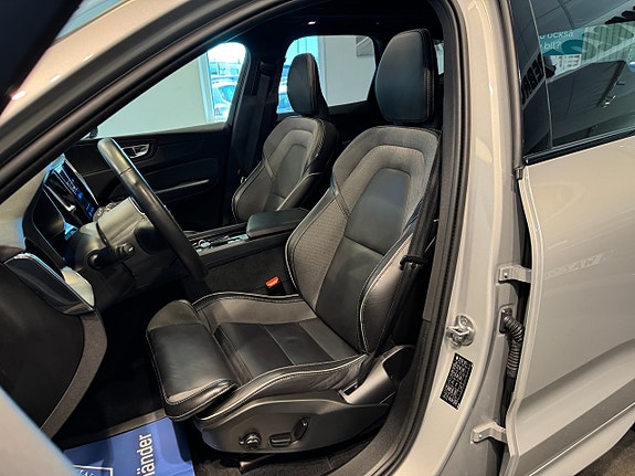Volvo XC60 10 of 29