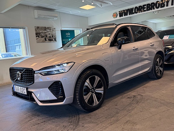 Volvo XC60 2 of 29