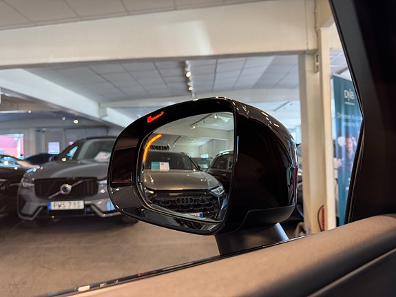 Volvo XC60 21 of 29