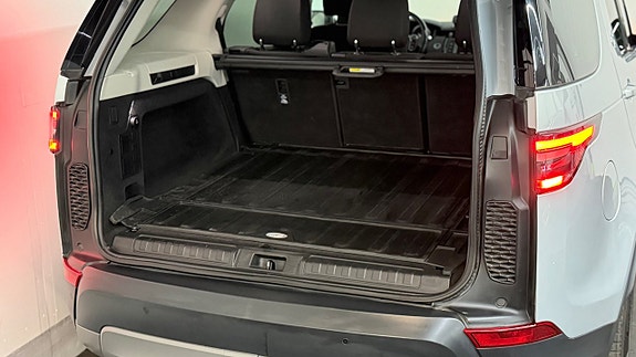 Land Rover Discovery 11 of 30