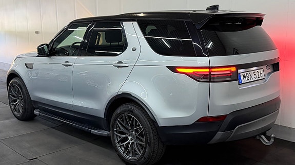Land Rover Discovery 8 of 30