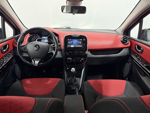 Renault Clio 8 of 10
