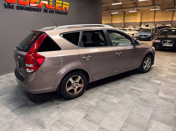 Kia Ceed 5 of 10