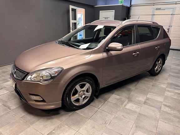 Kia Ceed 3 of 10