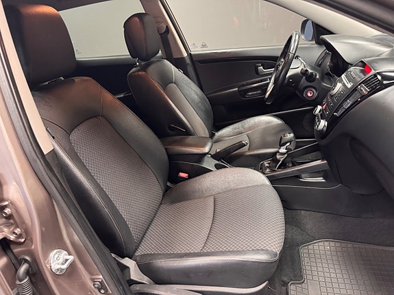 Kia Ceed 6 of 10