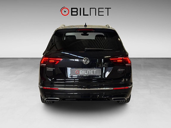 Volkswagen Tiguan Allspace 8 of 16