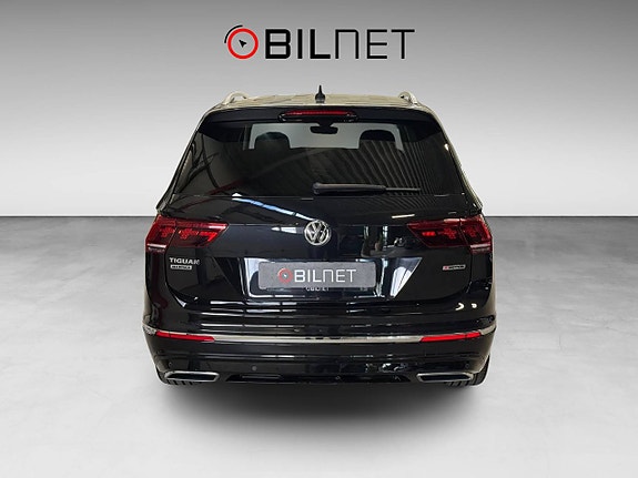 Volkswagen Tiguan Allspace 4 of 5