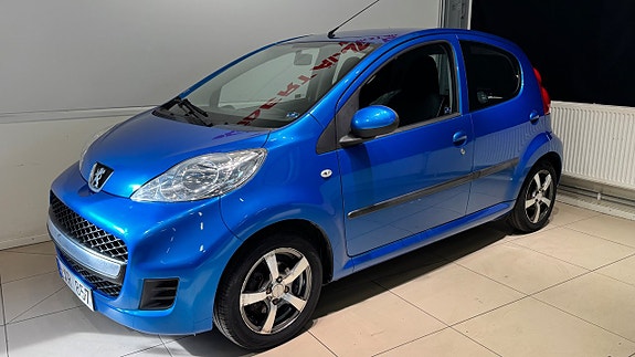 Peugeot 107 2 of 5