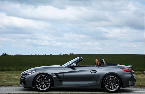 BMW Z4 2 of 5