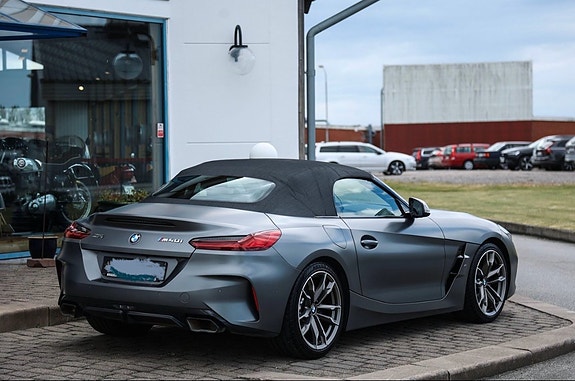 BMW Z4 3 of 5