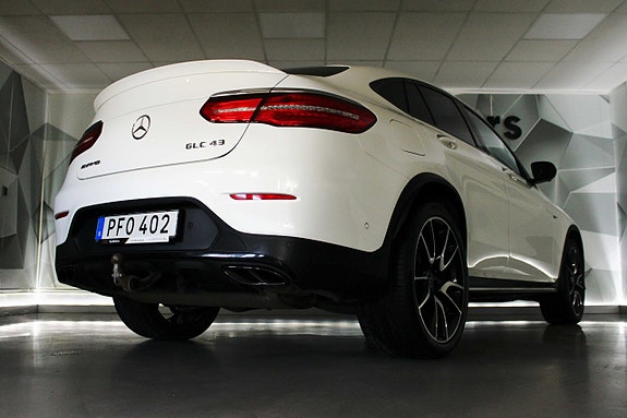 Mercedes-Benz GLC43 8 of 27