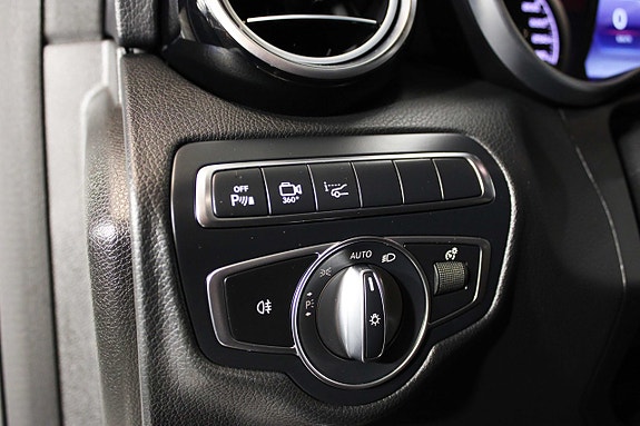 Mercedes-Benz GLC43 19 of 27