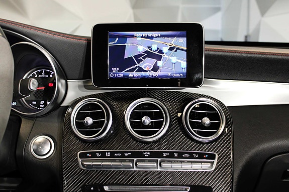 Mercedes-Benz GLC43 17 of 27