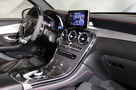 Mercedes-Benz GLC43 22 of 27