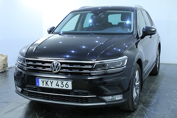 Volkswagen Tiguan 5 of 16