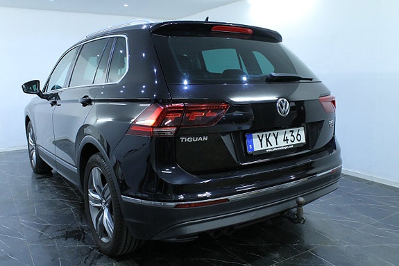 Volkswagen Tiguan 6 of 16