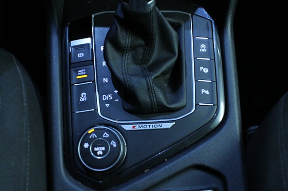 Volkswagen Tiguan 13 of 16