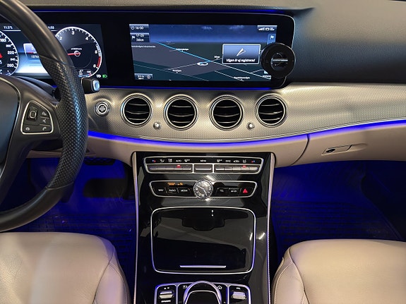 Mercedes-Benz E220 d 20 of 30