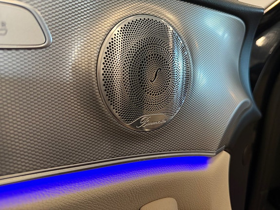 Mercedes-Benz E220 d 18 of 30