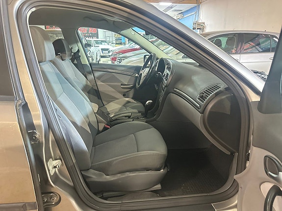Saab 9-3 10 of 12