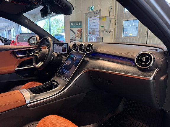 Mercedes-Benz C300 9 of 29