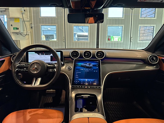 Mercedes-Benz C300 5 of 5