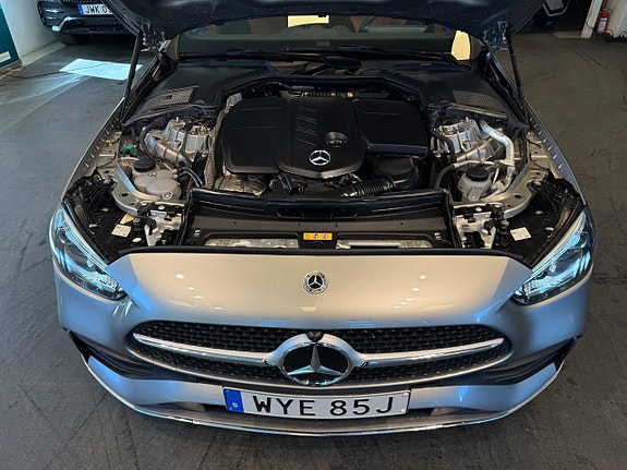 Mercedes-Benz C300 26 of 29