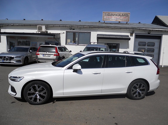 Volvo V60 4 of 4