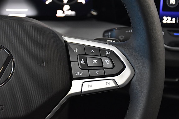 Volkswagen Golf I 13 of 24