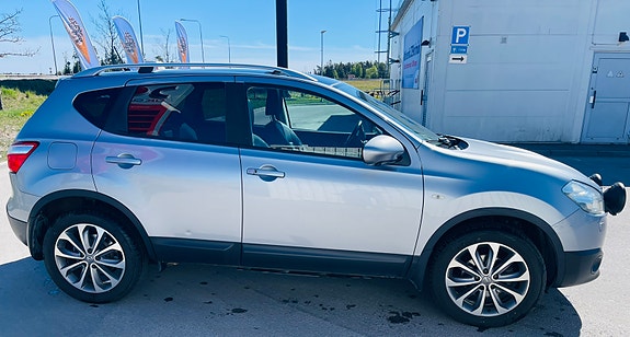 Nissan Qashqai 2 of 4
