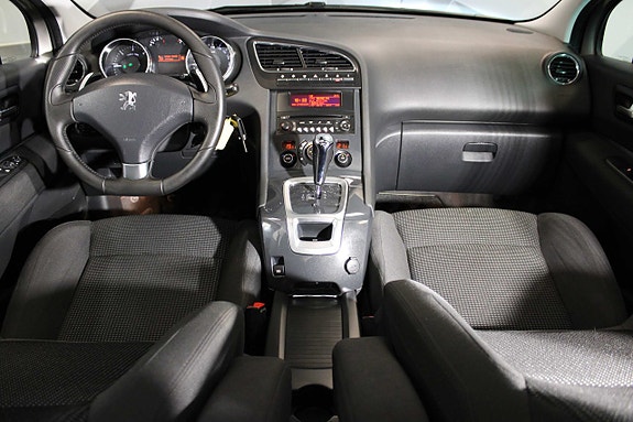 Peugeot 5008 11 of 27