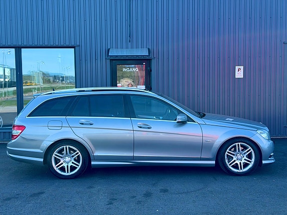 Mercedes-Benz C250 6 of 21