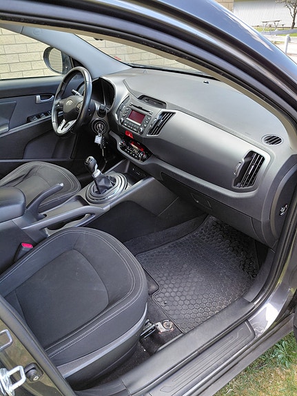 Kia Sportage 4 of 8