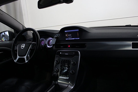 Volvo V70 14 of 21