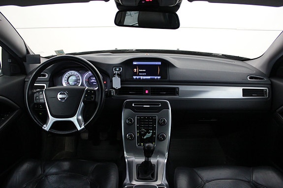 Volvo V70 12 of 21