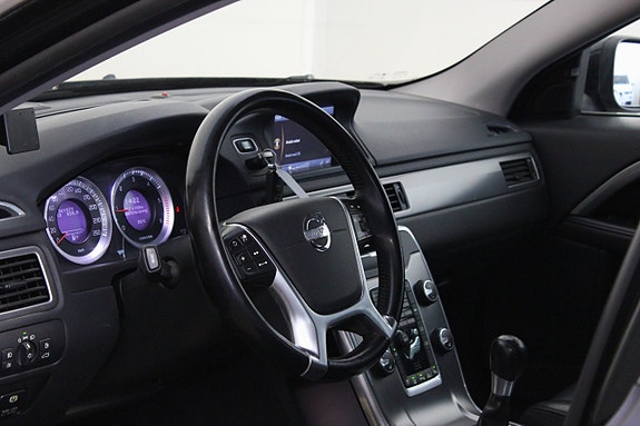 Volvo V70 9 of 21