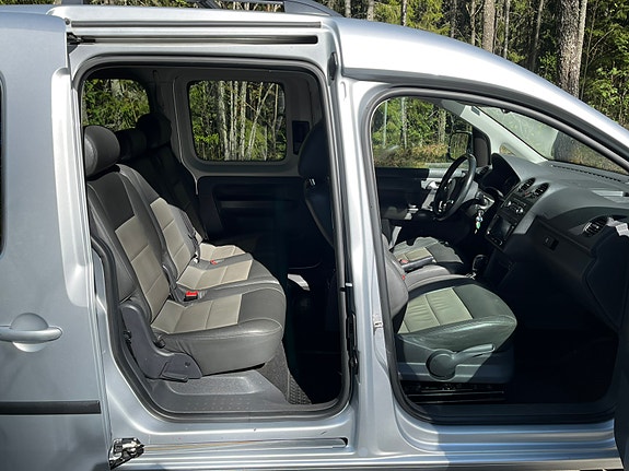 Volkswagen Caddy Maxi 5 of 5