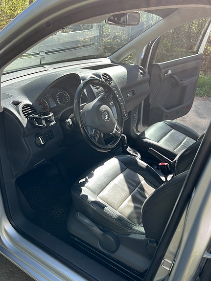 Volkswagen Caddy Maxi 4 of 5