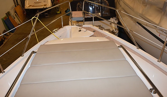 Aquador 35 AQ 8 of 24