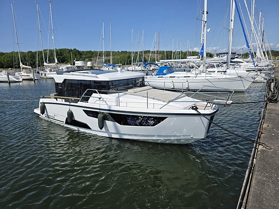 Aquador 35 AQ