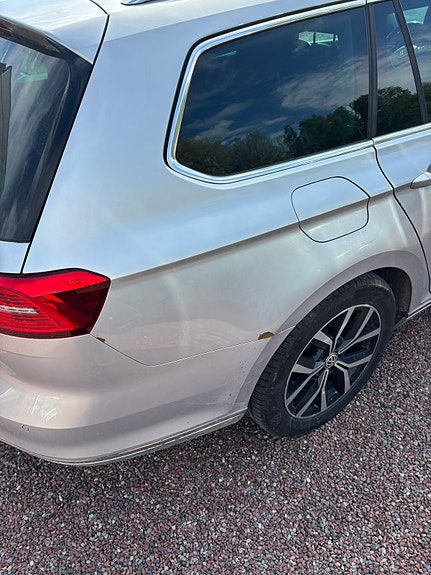 Volkswagen Passat 4 of 5