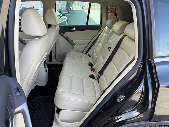 Volkswagen Tiguan 17 of 17