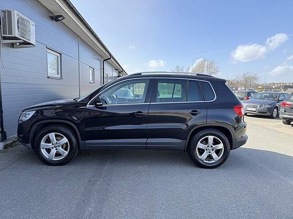 Volkswagen Tiguan 5 of 5