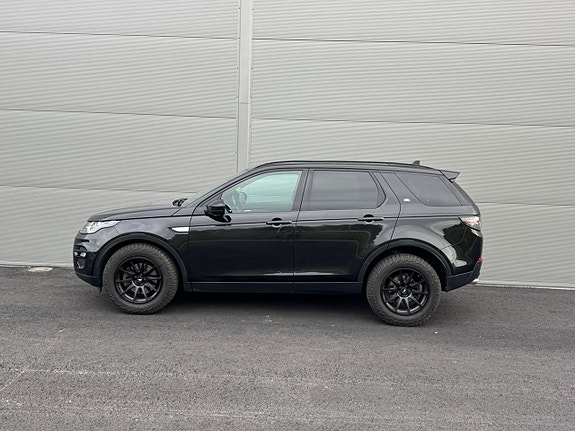 Land Rover Discovery Sport 4 of 5