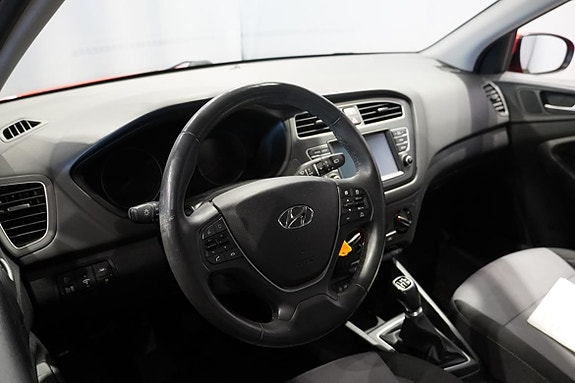 Hyundai i20 4 of 5