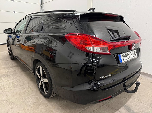 Honda Civic 3 of 5