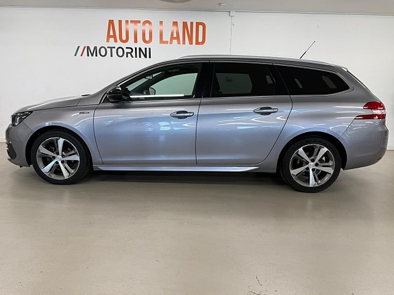 Peugeot 308 SW 4 of 24