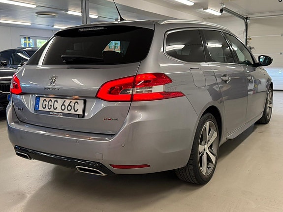 Peugeot 308 SW 9 of 24